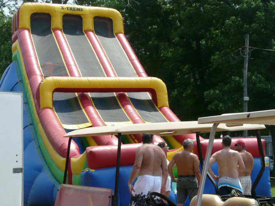 Jeux gonflables pour enfants
